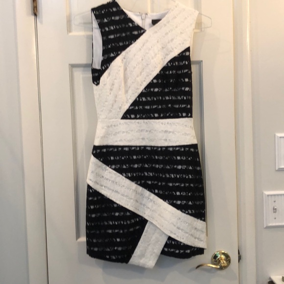 BCBGMaxazria dress size 0 worn once beautiful - Picture 1 of 3
